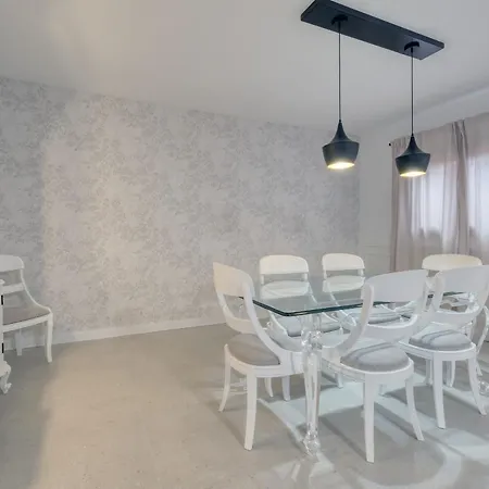 Будинок відпочинку Yeyos - Ocean Views, Pool, Bbq And Billiard By Lanzarote